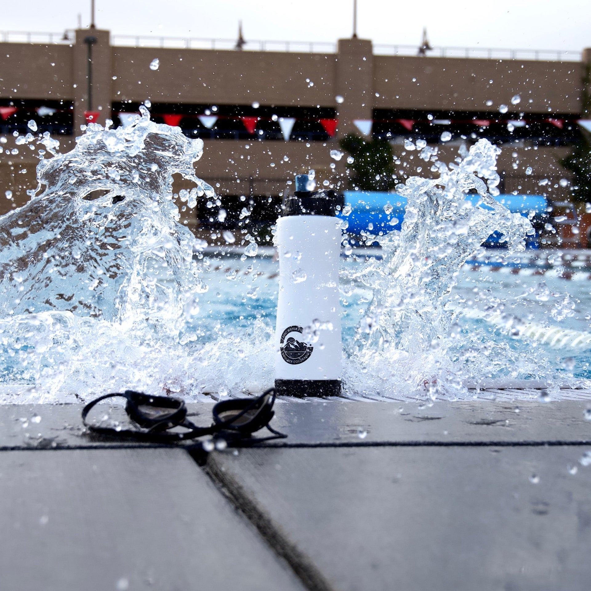 Vostok Vacuum Insulated Stainless Steel 34oz Epic Water Filter