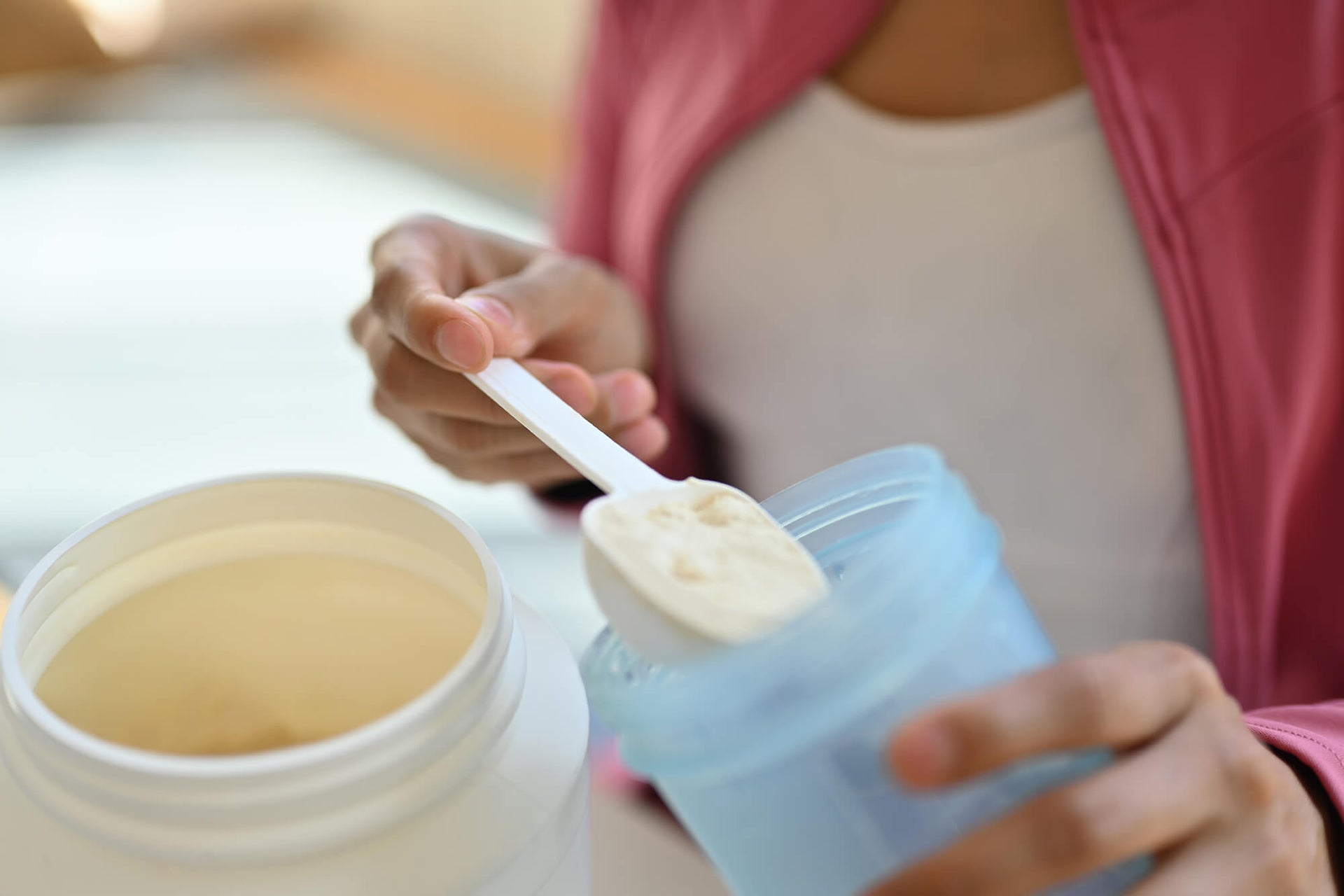 The Magic of Creatine: A Power Boost for Muscles and Mind