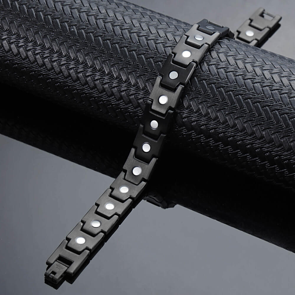 HealthyLine Stainless Steel Magnetic/Energy Bracelet 4-in-1. 4 Colors available. Model B001M