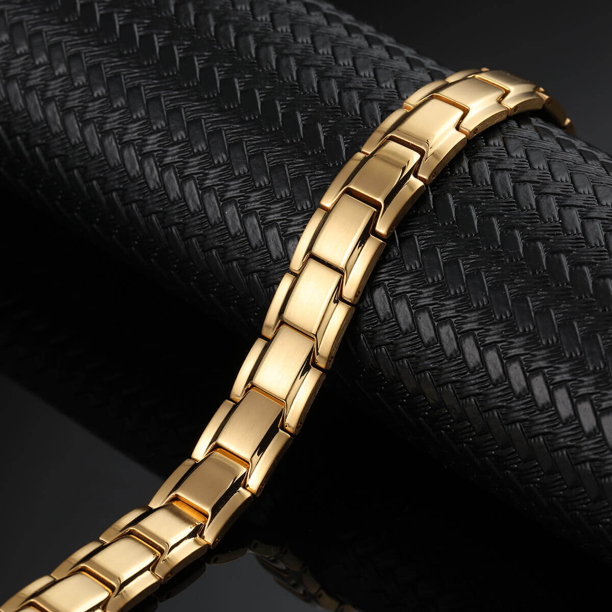 HealthyLine Stainless Steel Magnetic/Energy Bracelet 4-in-1. 4 Colors available. Model B001M