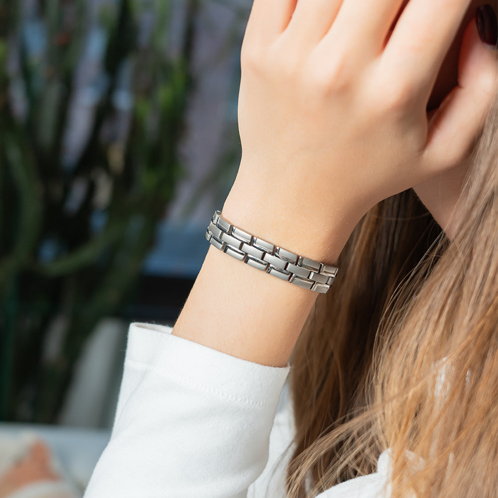 HealthyLine Stainless Steel Energy Bracelet 4-in-1. 2 Colors available. Model B041