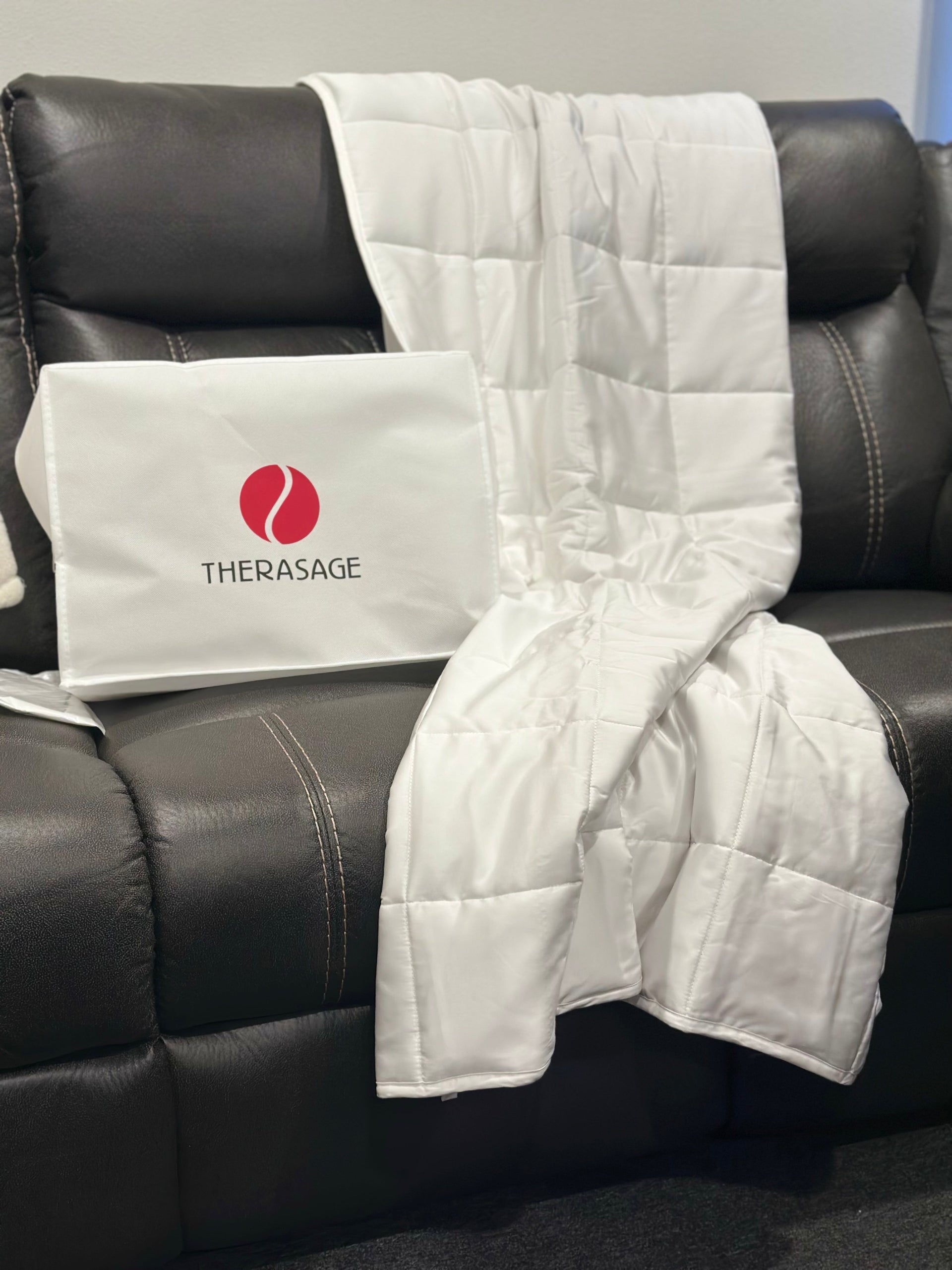 Therasage TheraComfort Weighted Blanket - Small
Premium Materials