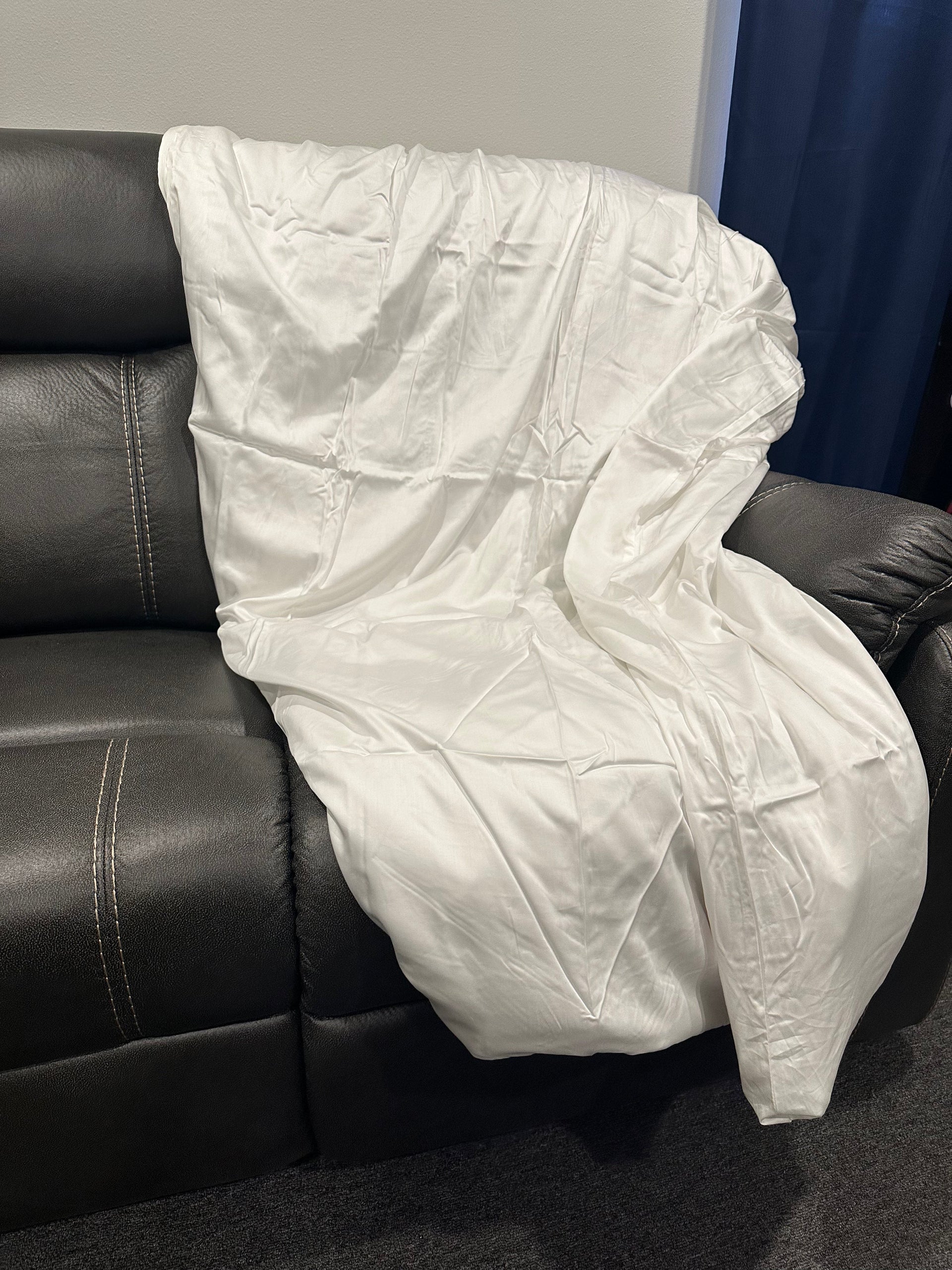 Therasage TheraComfort Weighted Blanket - Small
Portable & Versatile