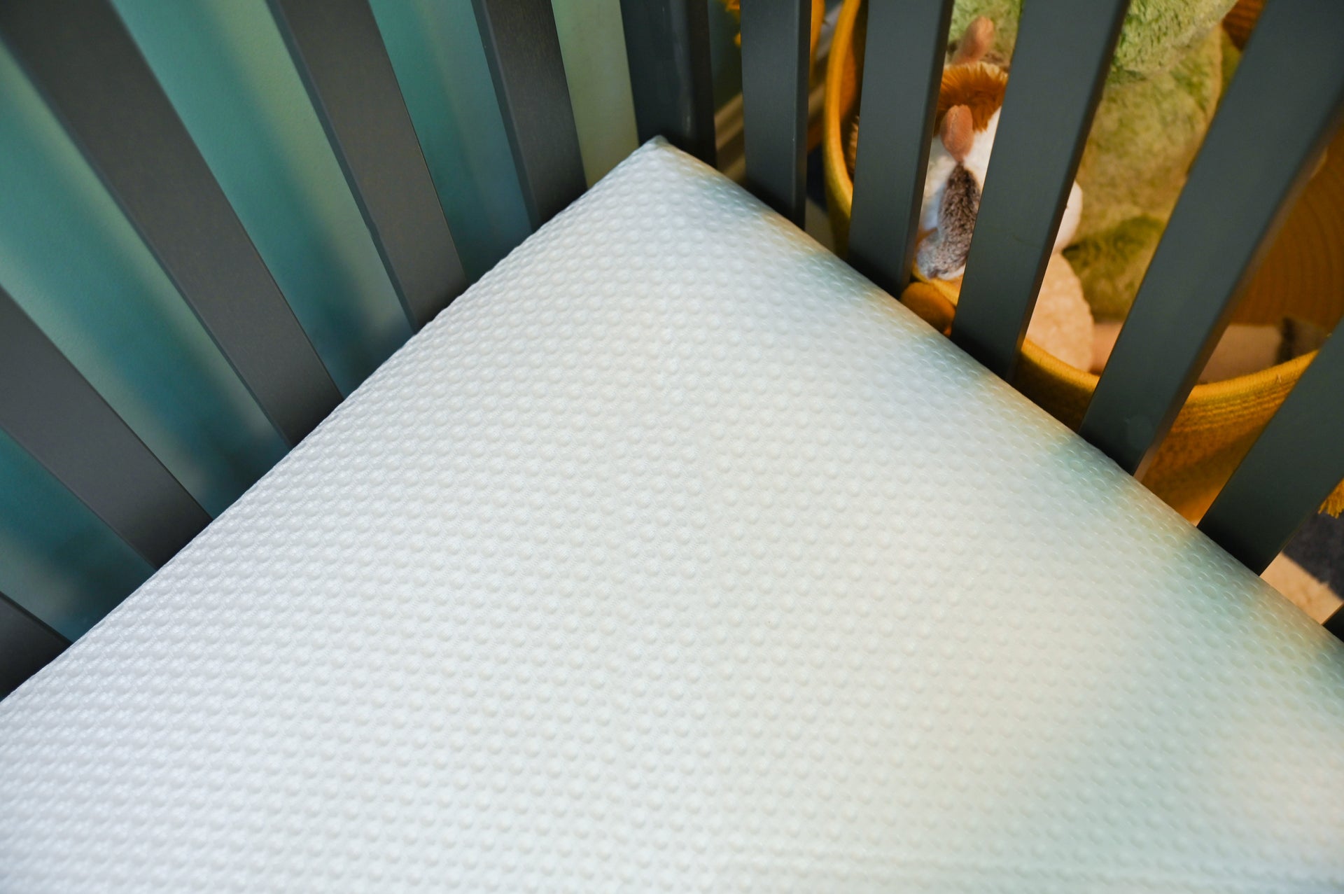 Lullaby Earth Breathe Safe Crib Mattress