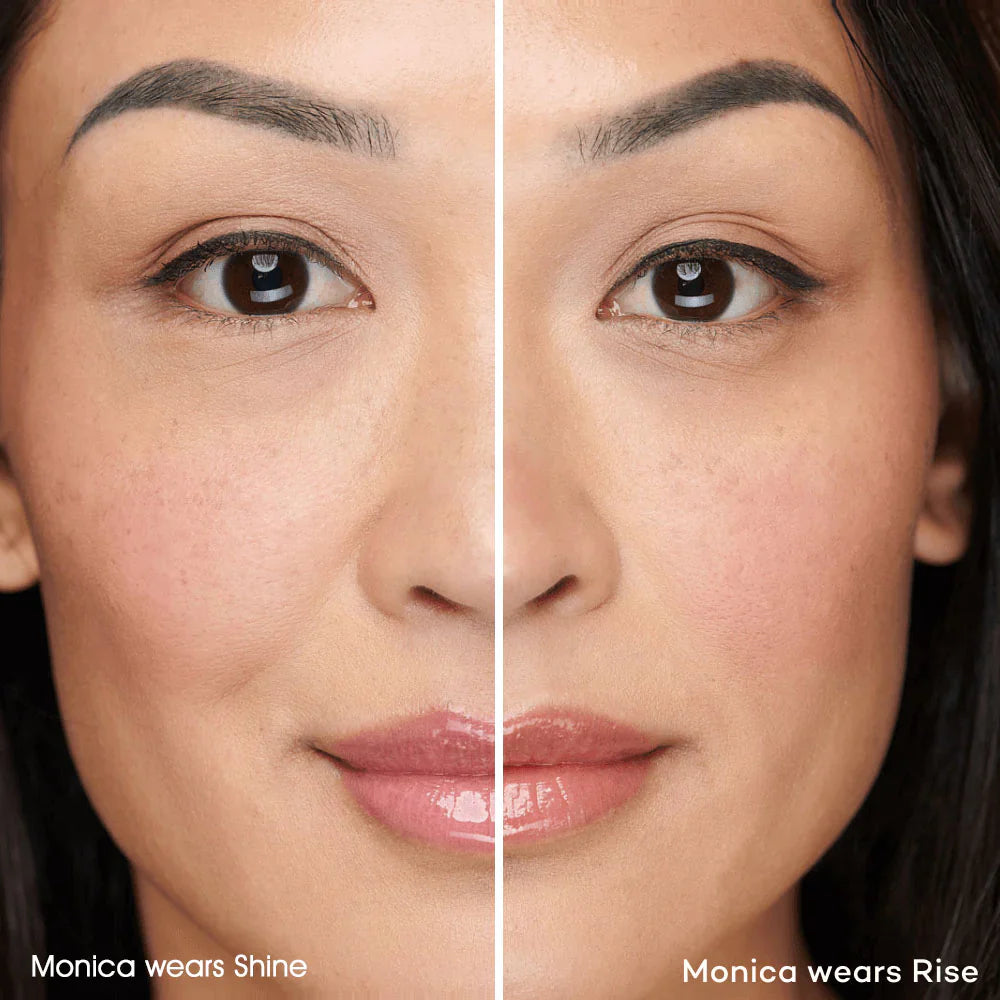 Mature model wearing Mama Sol LIPBRELLA™ tinted mineral lip oil
