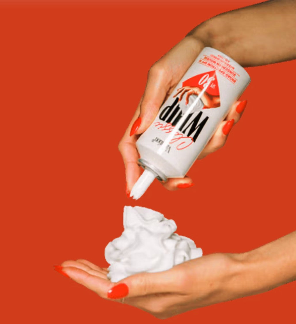 Vacation_Classic_SPF_30_Mousse_Sunscreen_on_hand