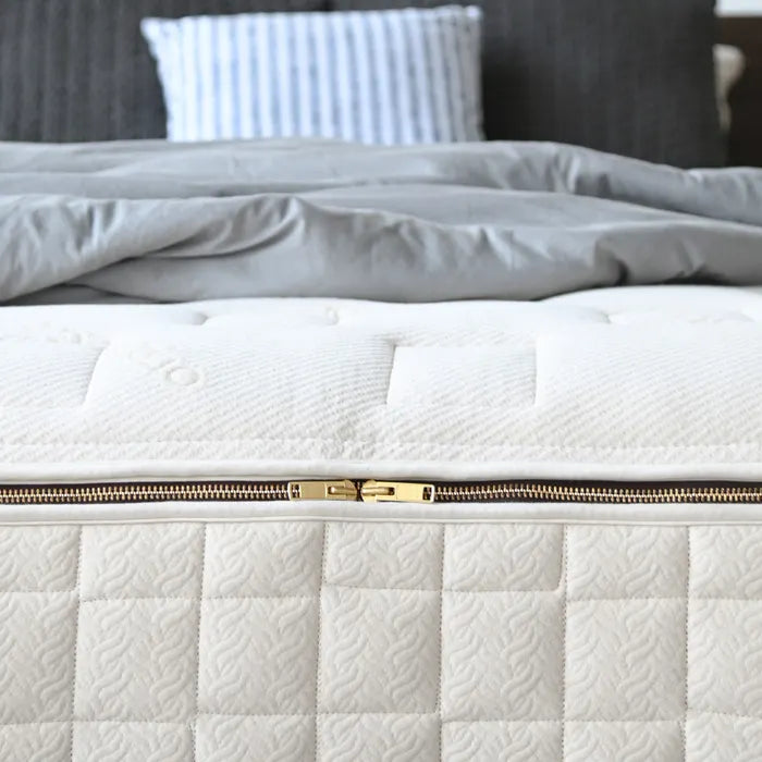 Durability and Flexibility: Zippered construction and easily adjustable layers keep your mattress feeling fresh year after year